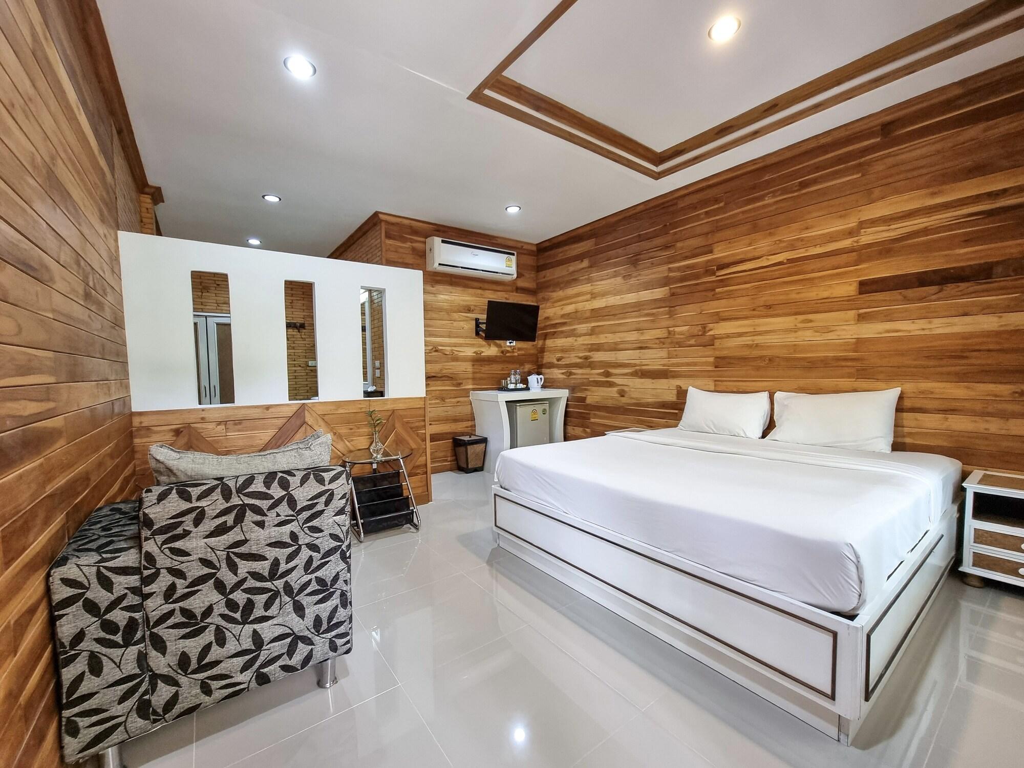 Phuvara Boutique Aonang Hotel Ao Nang Екстериор снимка